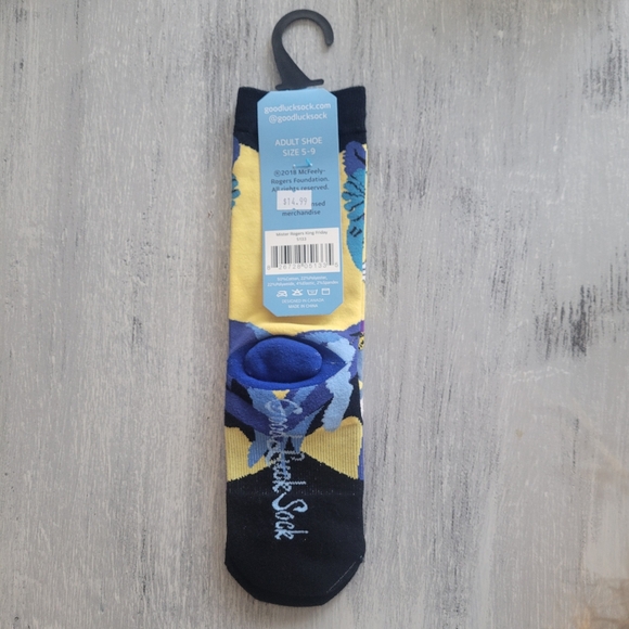 2/$15 Mister Rogers Neighborhood King Friday XIII Crew Socks - Picture 2 of 4